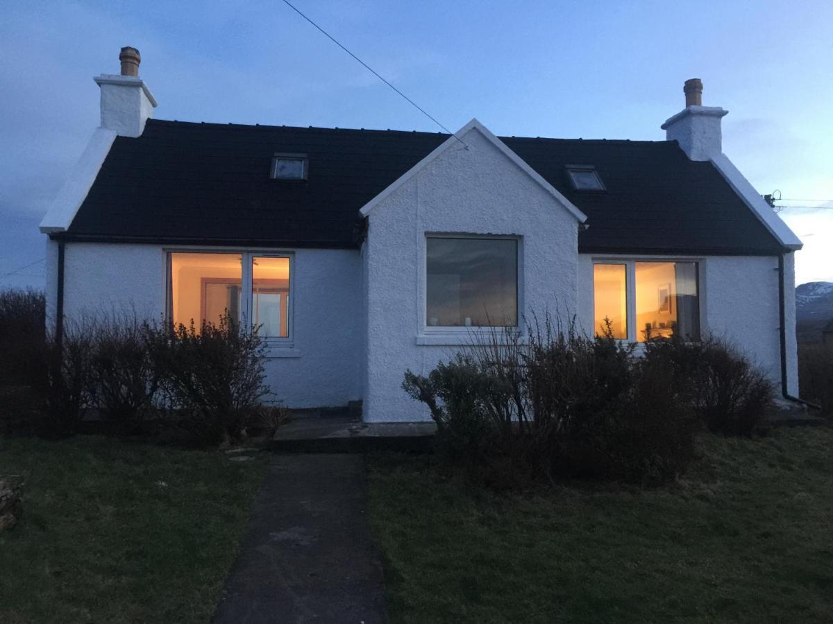 Amber'S Cottage Staffin Exterior foto